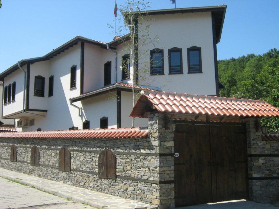 Комплекс Водопада Hotel Khrabrino Exterior photo
